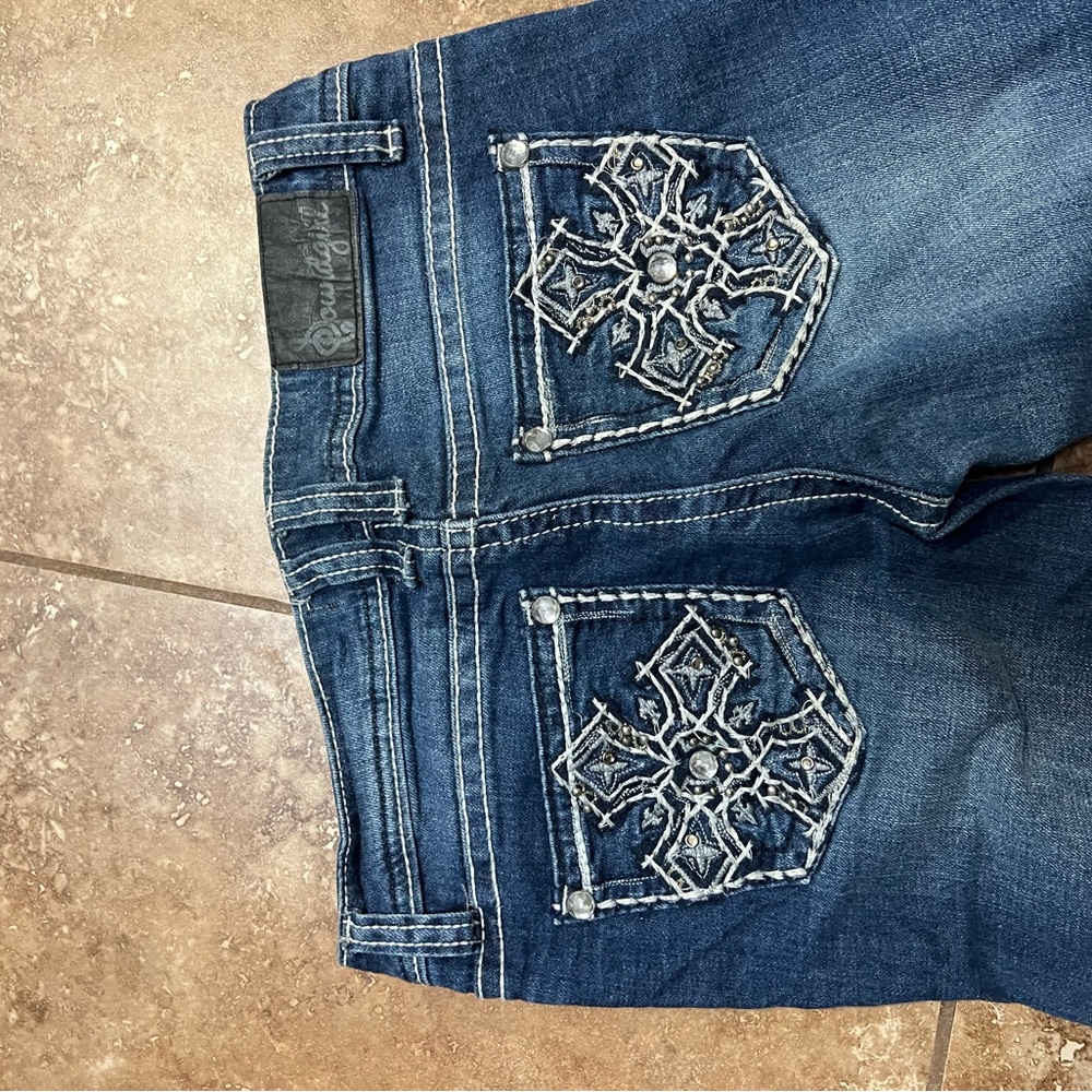 Women’s Blue Jeans with Embroidered Pockets